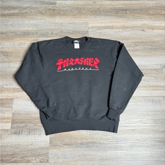 Vintage THRASHER Sweatshirt Men Black Japanese Script Skateboard Magazine 90s - Picture 1 of 6